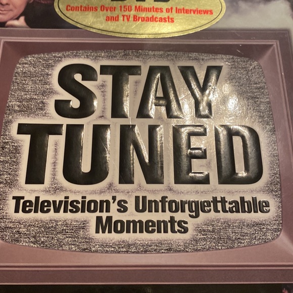 2002 Stay Tuned-Television's Unforgettable Moments Hardcover With DVD & Two CD's - Picture 2 of 8